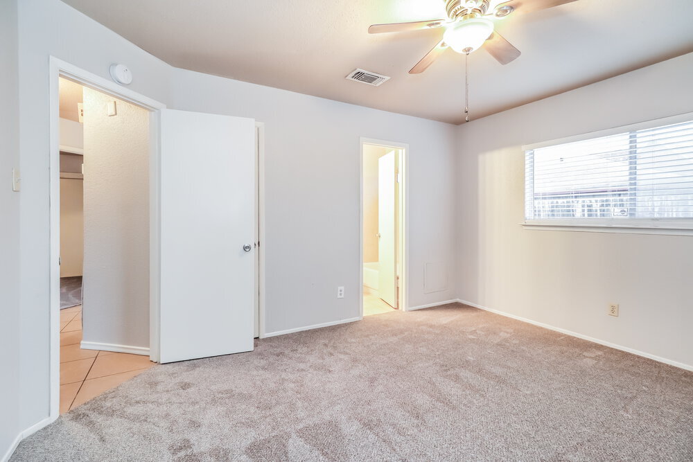 Building Photo - 16227 Corsair Rd