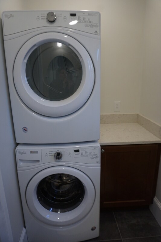 Building Photo - 159 Allston St