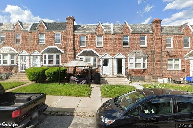 Building Photo - 1215 Passmore St