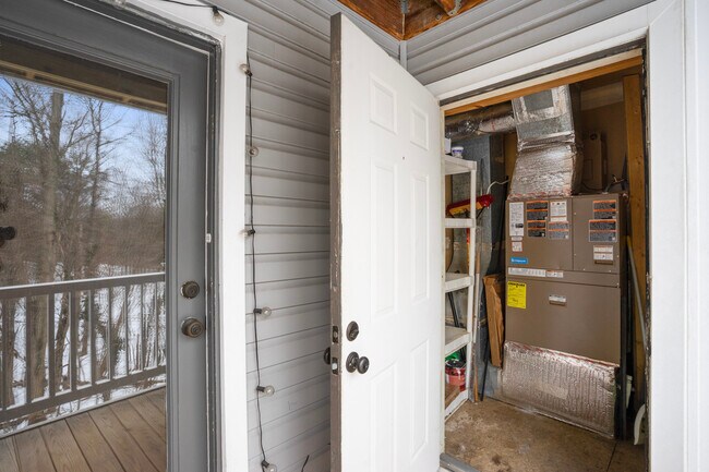 Building Photo - 7503 Ashby Ln