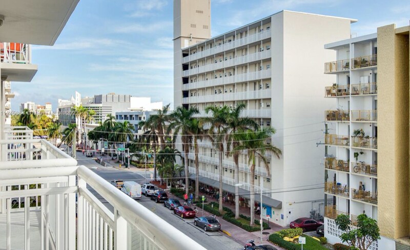 Building Photo - 100 Lincoln Rd