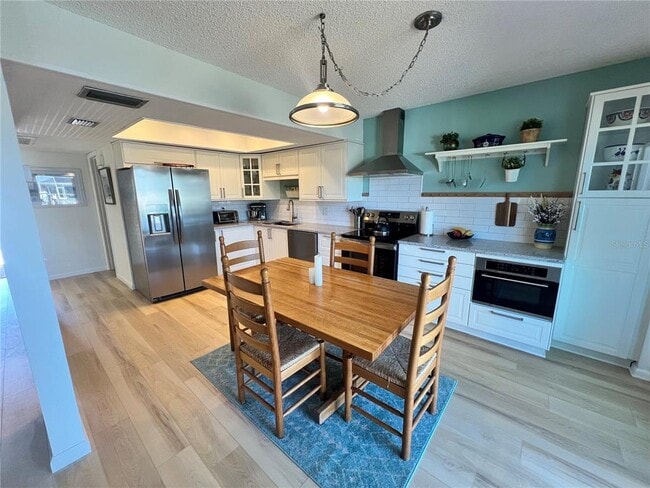 Building Photo - 6257 Cape Hatteras Way NE