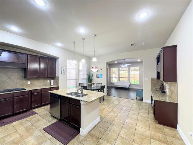 Building Photo - 3103 Townsend Dr