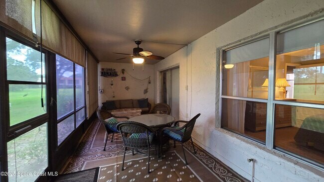 Building Photo - 2578 Demaret Dr