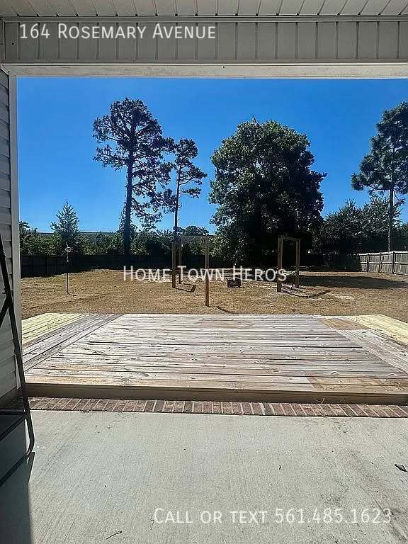 Building Photo - 164 Rosemary Ave