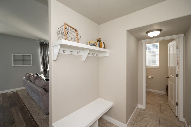 Building Photo - 4112 E Gazelle Run