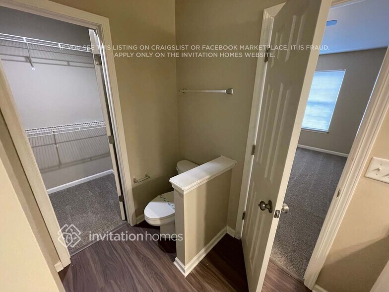 Building Photo - 9915 Travis Floyd Ln