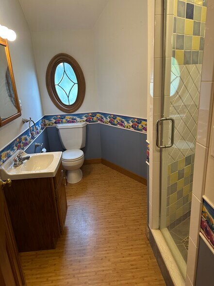Bathroom 1 - 24 Haverhill St