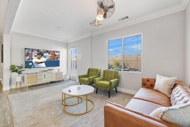 Building Photo - Updated 3BR Home with Private Pool in Tierra del Sol Community – Coachella