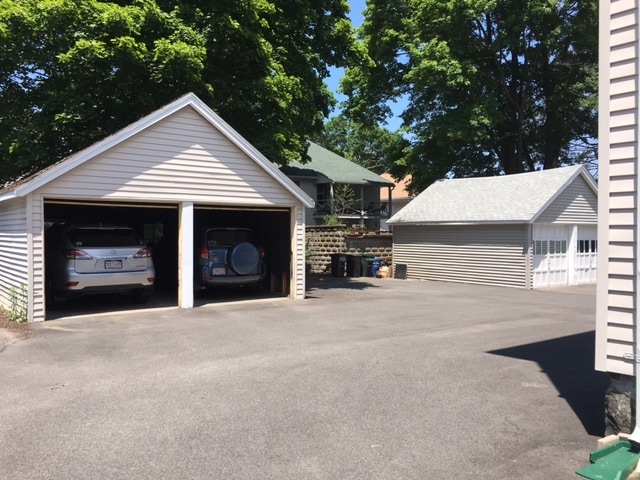 Building Photo - 146 Beech St