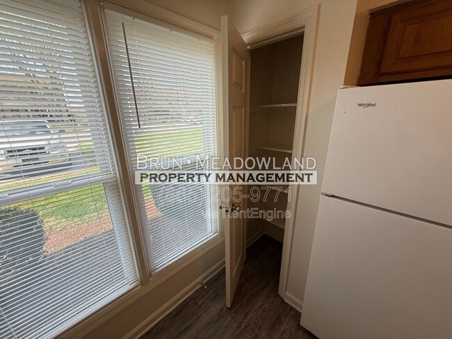 Building Photo - 9116 Parktop Ln NW