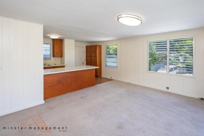 Building Photo - 2057 10th Ave