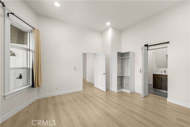 Building Photo - 1333 S Park Ave