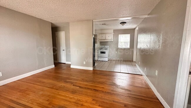 Building Photo - 6808 NW 59th St