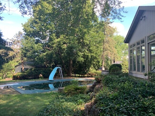 Building Photo - Beautiful 3 Bedroom Home in Middleton