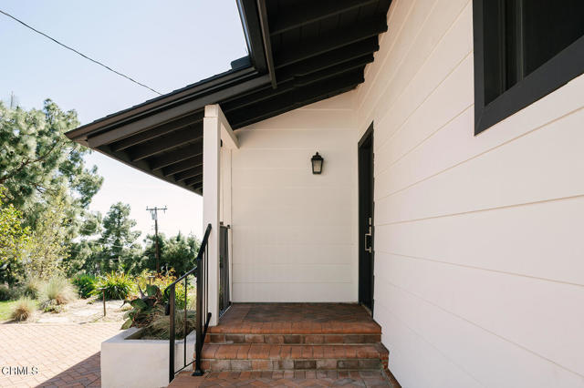 Building Photo - 5447 Rock Castle Dr