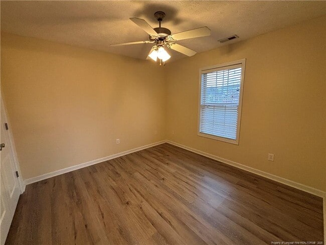 Building Photo - 2713 Whitwell Pl