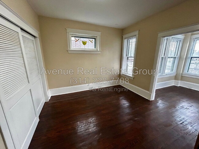 Building Photo - 6028 Pershing Ave