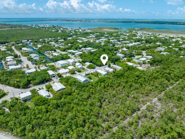 Building Photo - 29283 Coconut Palm Dr