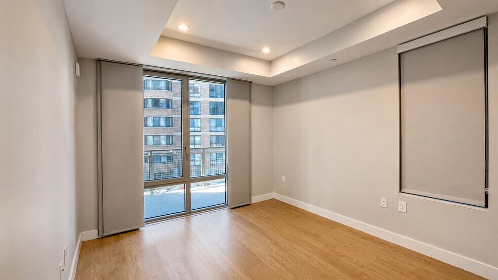 Building Photo - 1224 M St NW