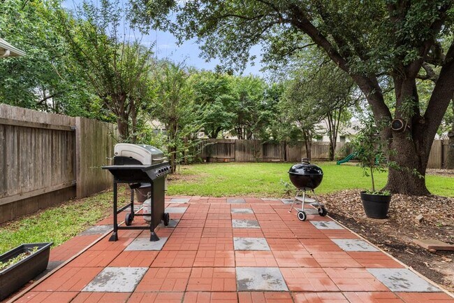Building Photo - 15150 Galena Dr