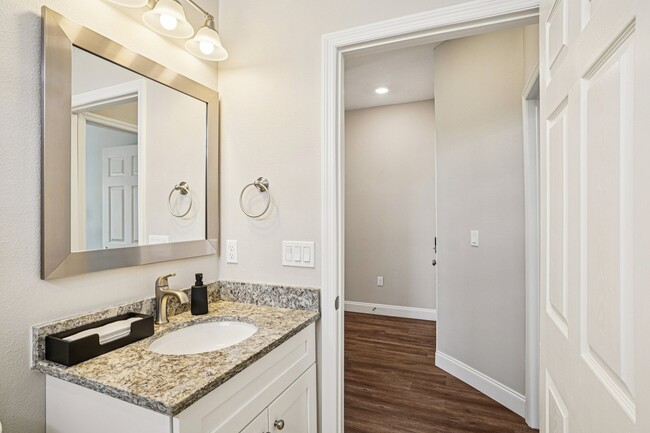 Floorplan - Eleven Oaks