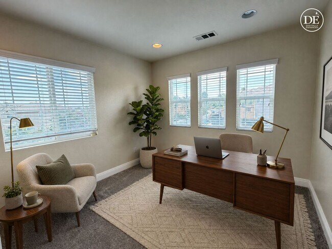 Building Photo - Beautiful Updated 3 bedroom home