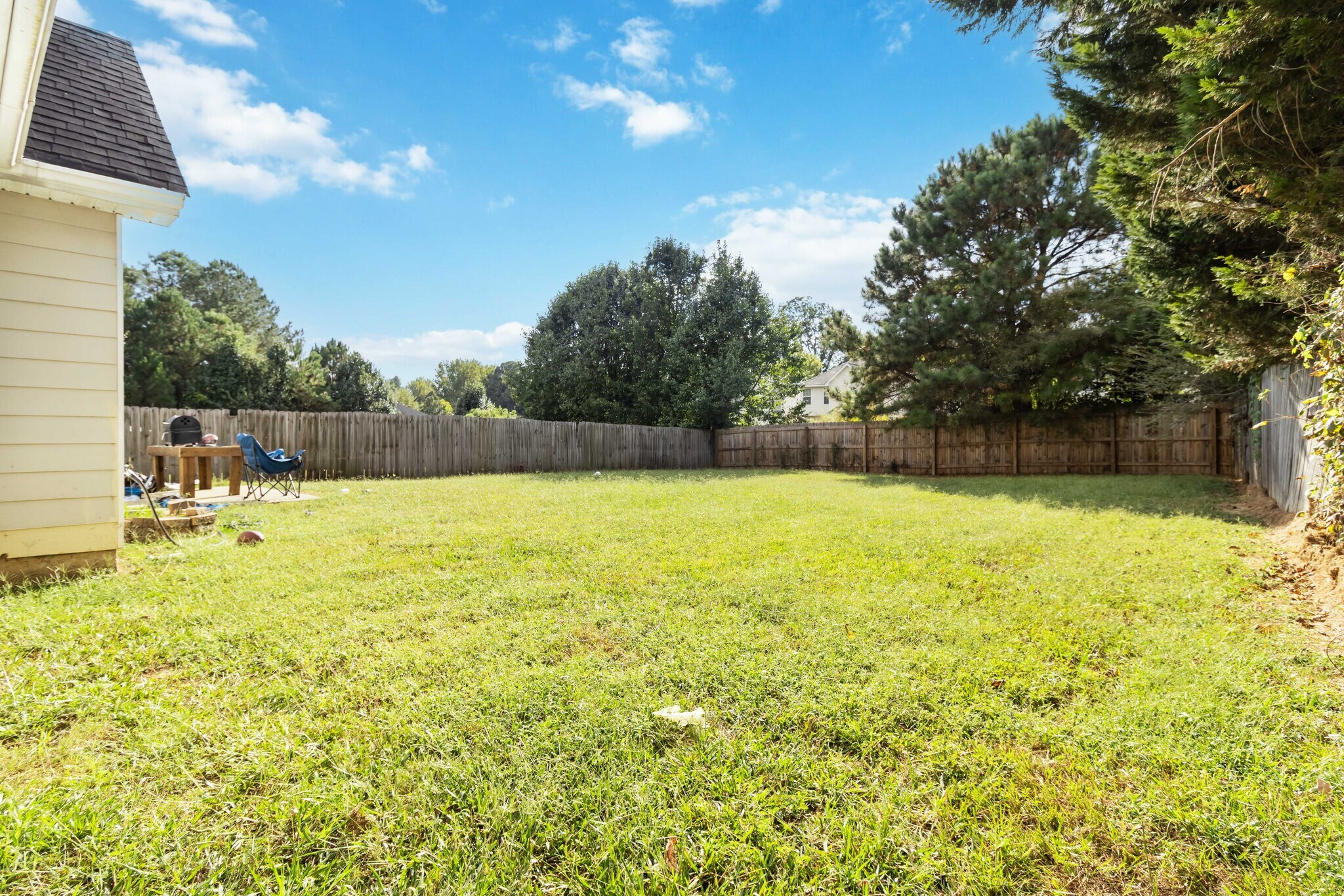 Building Photo - 4273 Holliday Rd