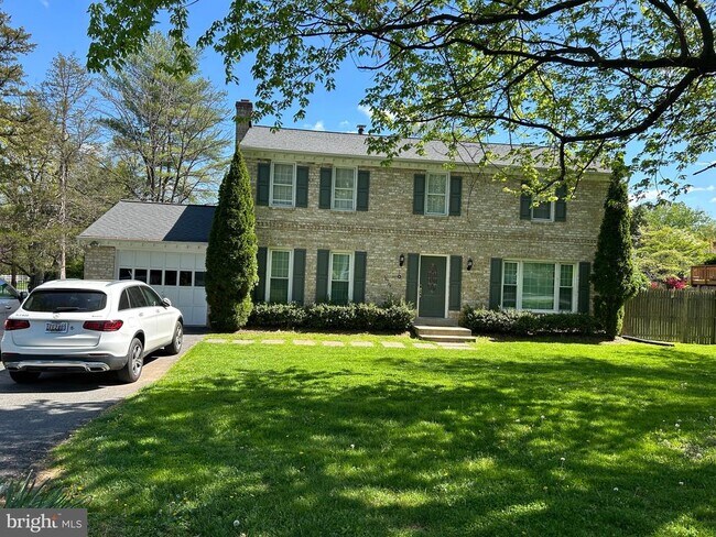 Primary Photo - 10323 Snowpine Way