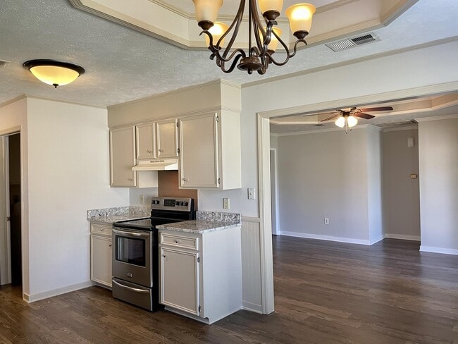 Building Photo - 502 Black Jack Cove