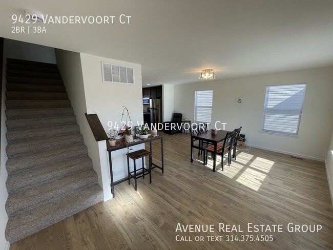 Building Photo - 9429 Vandervoort Ct