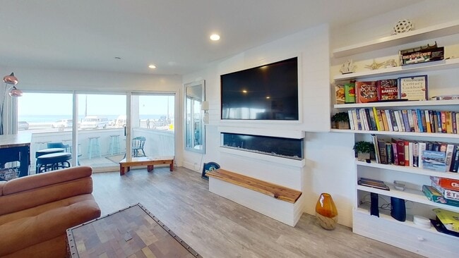 Building Photo - Oceanfront Winter Rental Mid-September 202...