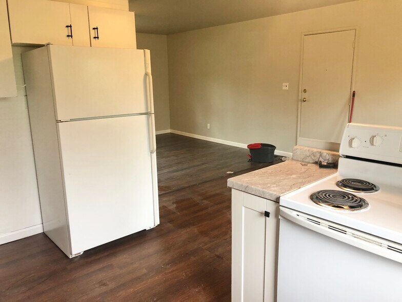 Building Photo - 1824 Miller Dr