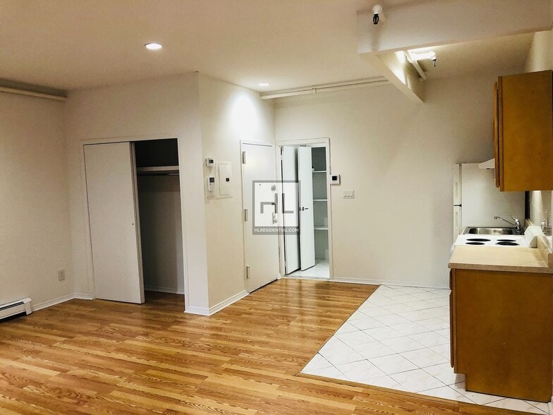 Building Photo - LEXINGTON AVENUE