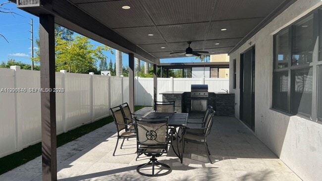 Building Photo - 3570 W 92nd Pl