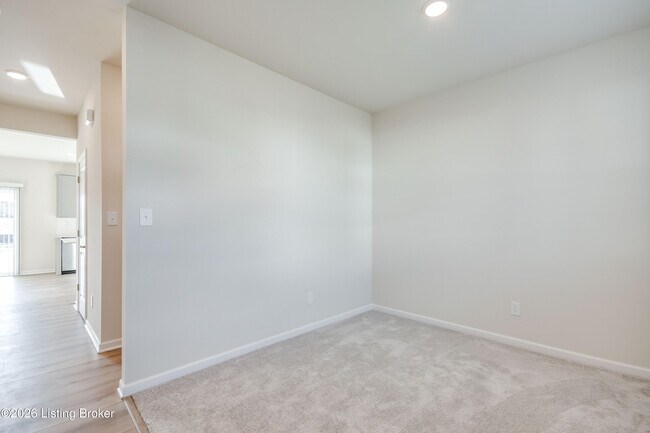 Building Photo - 16909 Aiken Rdg Cir