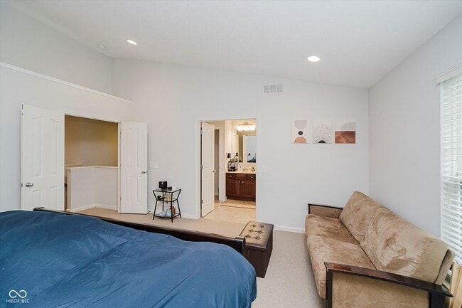 Building Photo - 755 Ivy Ln