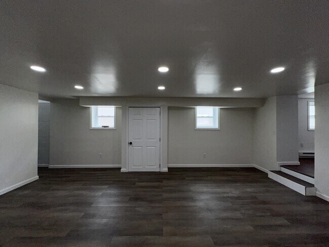 Building Photo - 220 Lafayette Ave