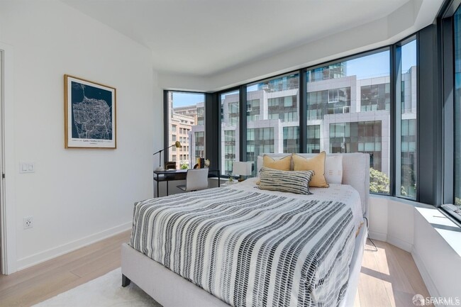 Building Photo - 280 Spear St