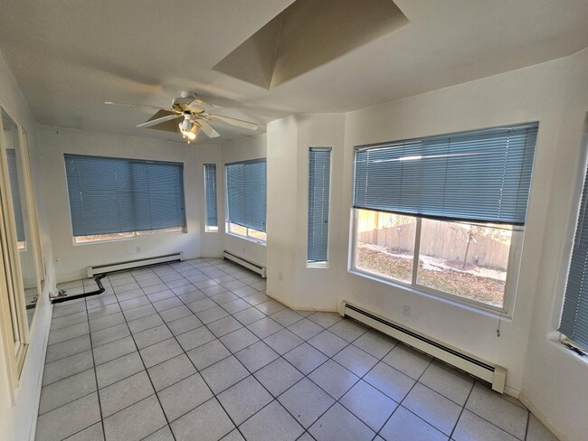 Building Photo - 3156 Arrowhead Dr