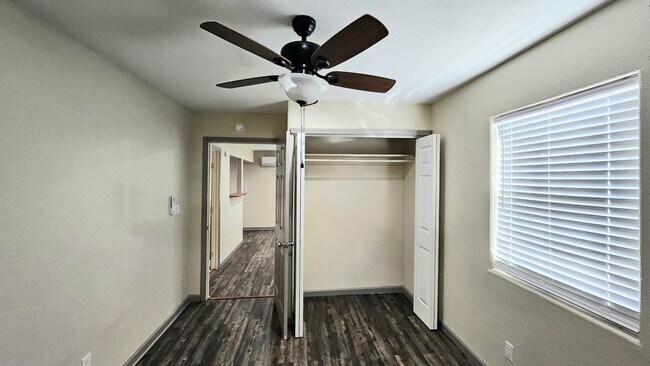 Building Photo - COT26920