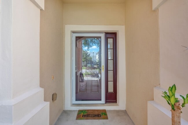 Building Photo - Furnished Townhome with Conservation View in The Bay at Cypress Creek!