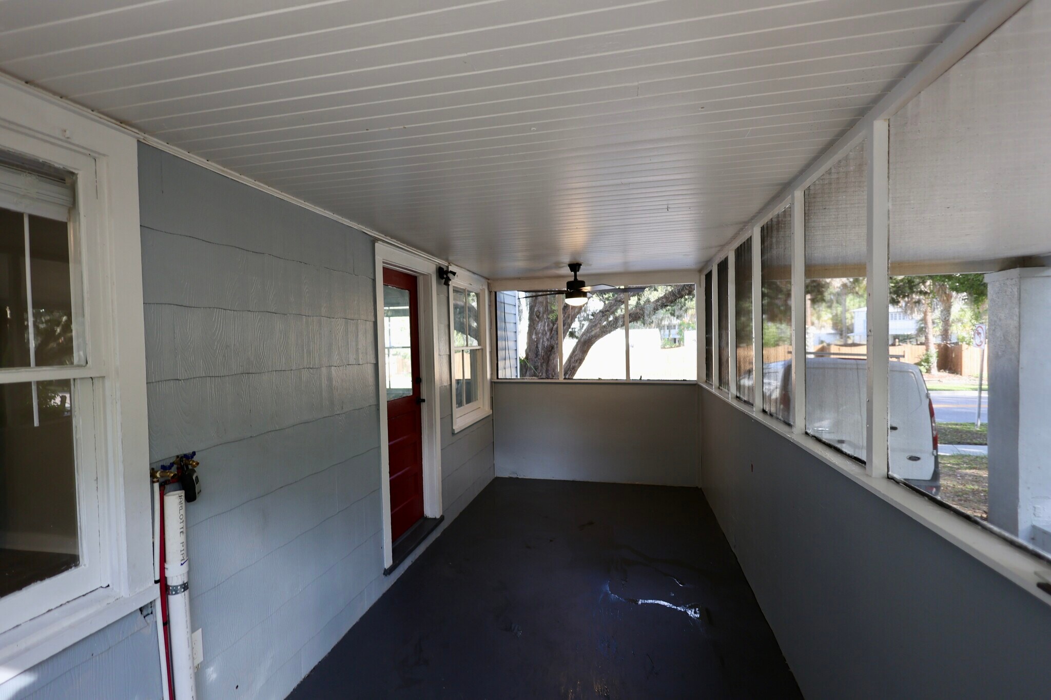 Side Porch - 400 S 9th St