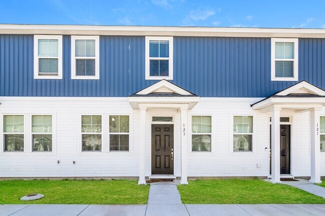 Building Photo - 175 Morning Line Dr