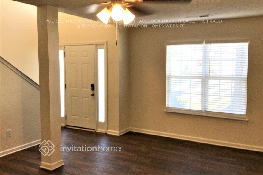 Building Photo - 3514 Lukes Dr