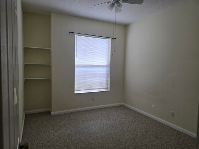 Building Photo - 5131 SE Sweetbrier Terrace