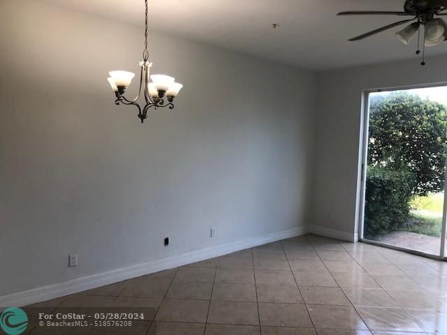 Building Photo - 1018 Pipers Cay Dr