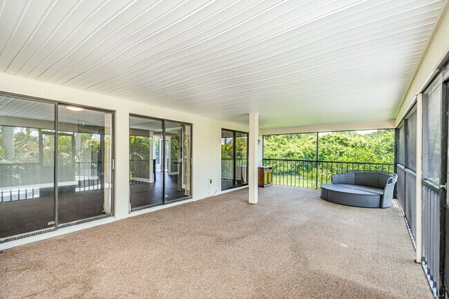 Building Photo - 123 Colony S Dr