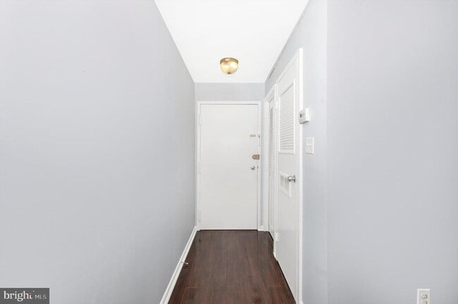 Building Photo - 10316 Rockville Pike
