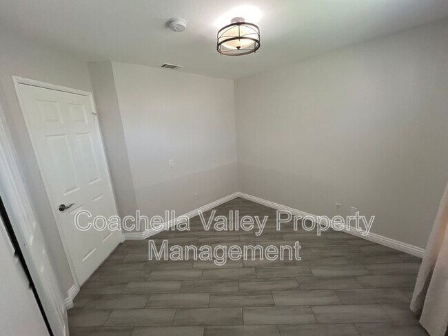 Building Photo - 81812 Tecoma Ave